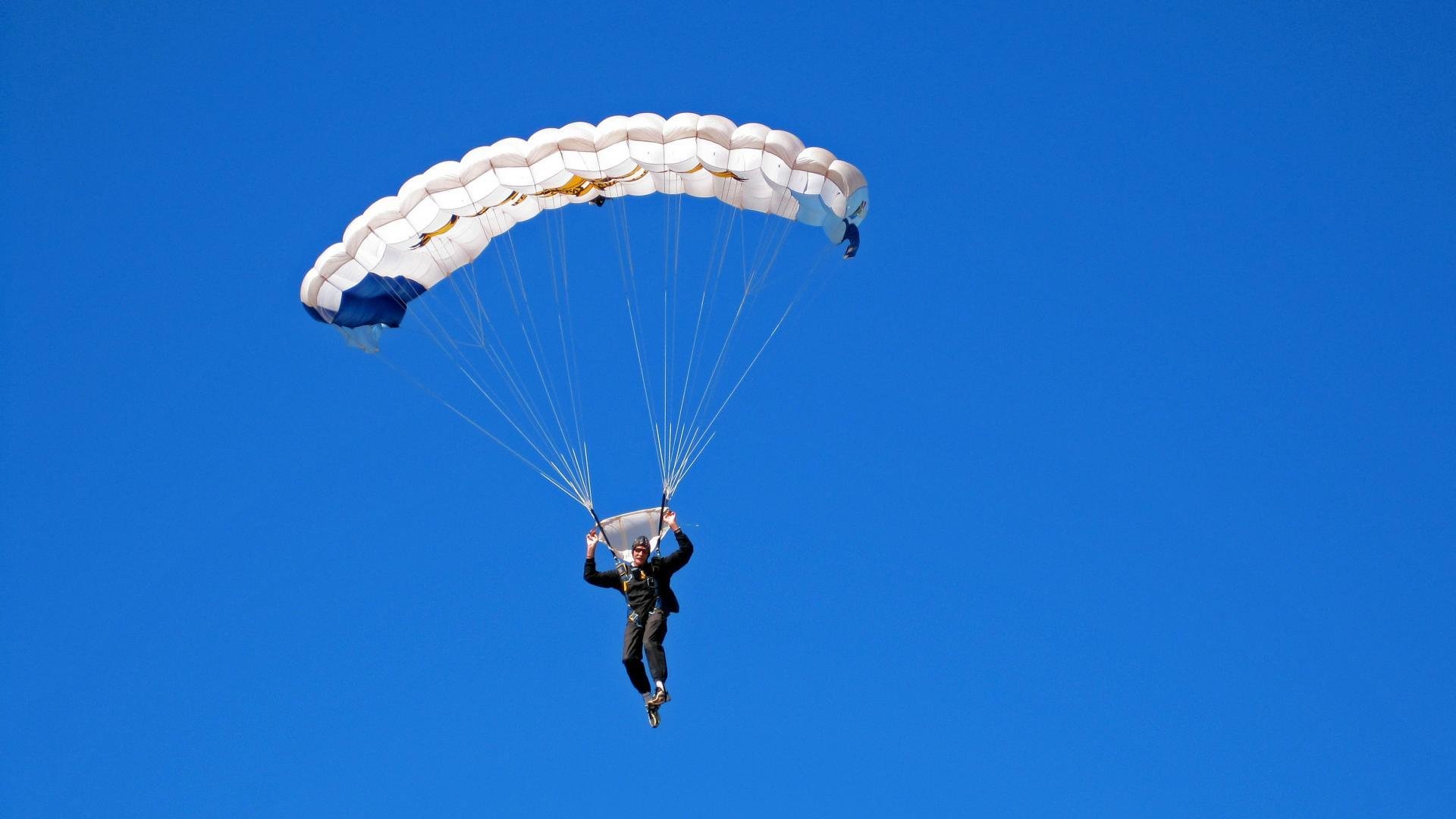 塞尔·拉恩：他是全黑队的“爆发力之源”，突破速度让对方防线难以应对